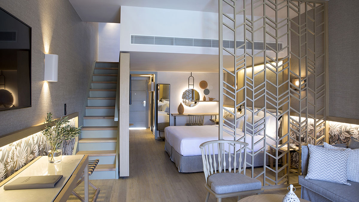 Two Bedroom Maisonette with Private Pool